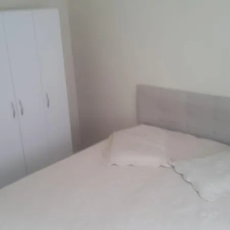 公寓 Rentavill Ada 库萨达斯